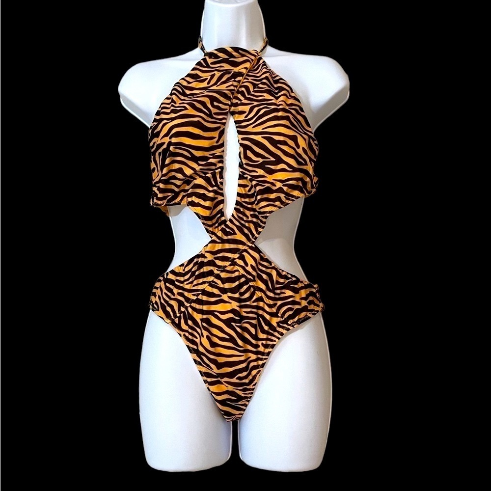 Feather II Zebra Print Sexy One-piece Swimsuit Swimwear Size M